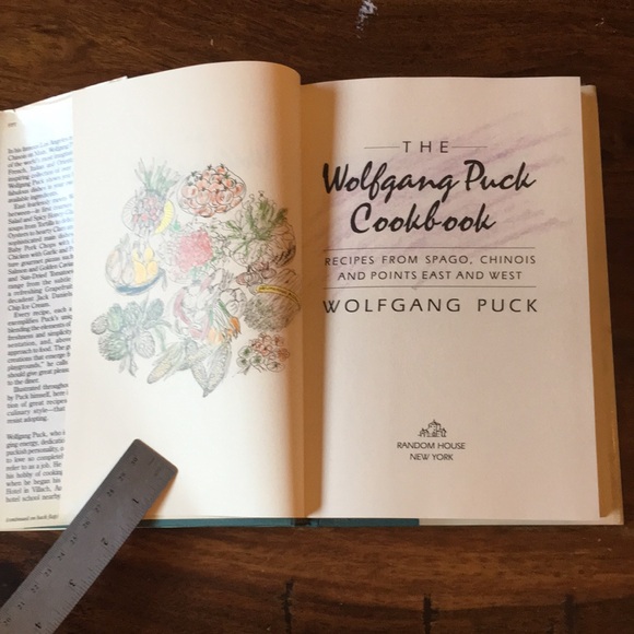 SIGNED The Wolfgang Puck 1986 Vintage Cook Book Cookbook - Picture 5 of 14